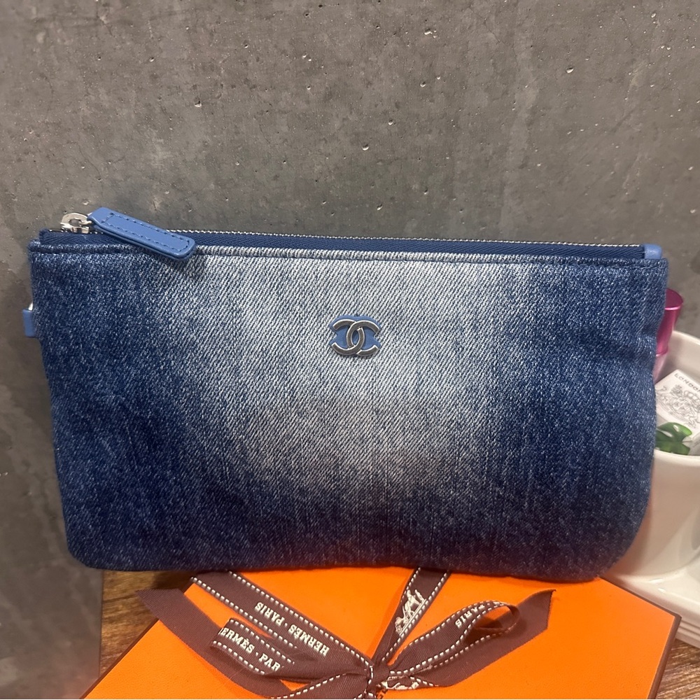 Chanel 22 denim pouch, brand new unused